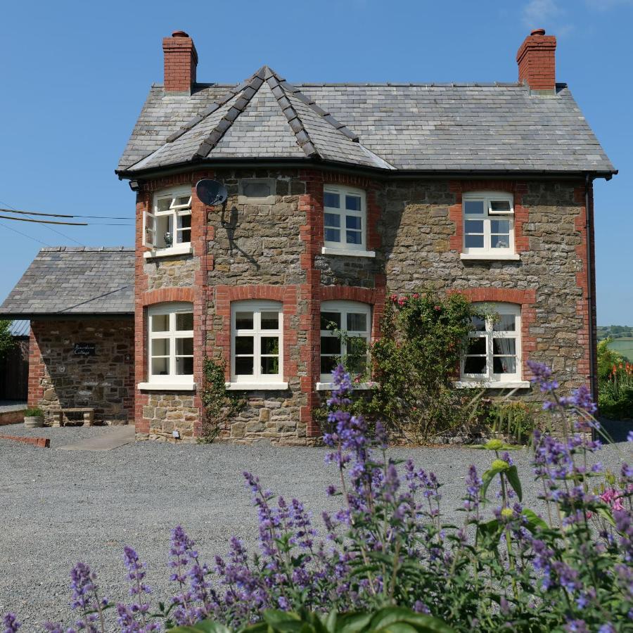 Country Cottage With Far Reaching Views Presteigne Luaran gambar