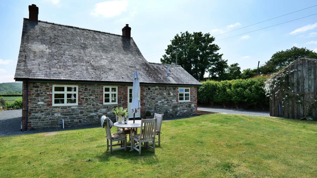 Country Cottage With Far Reaching Views Presteigne Luaran gambar